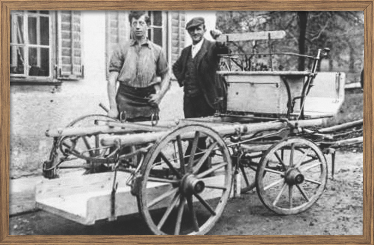 Ca. 1900: Der erste Milch-Transportwagen